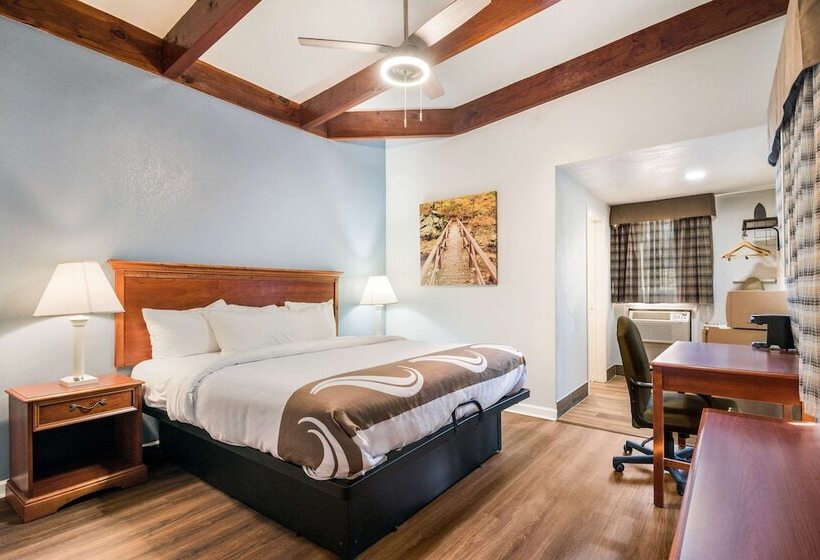 Quarto Estandar Cama Casal, Quality Inn  On The Lake Clarksvilleboydton
