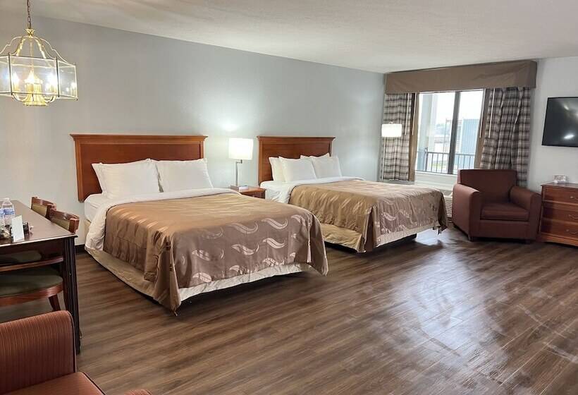 Suíte, Quality Inn  On The Lake Clarksvilleboydton