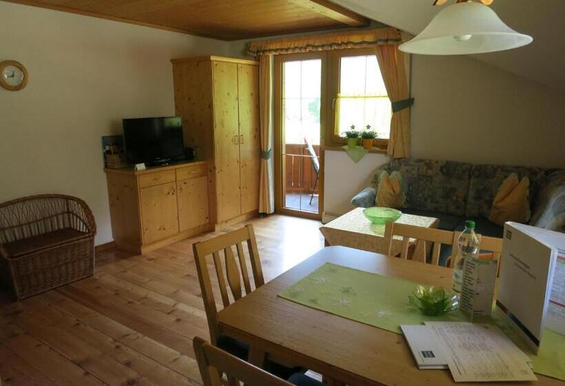 سوییت خانوادگی, Appartement Breitlehn