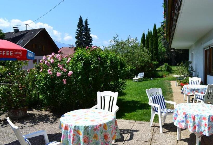 Standard Kolmen Hengen Huone, Gästehaus Uggowitzer