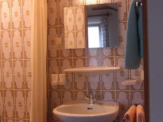Номер Стандарт, Pension Seeblick