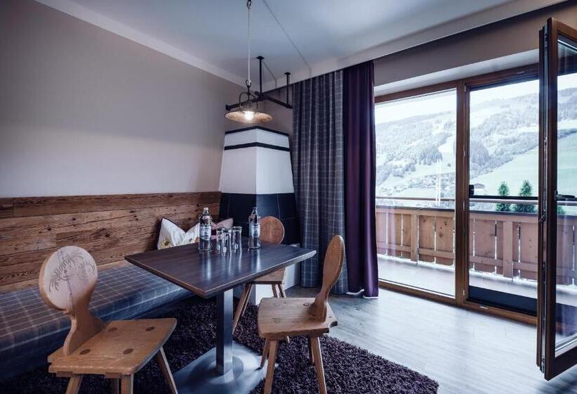 침실 2개 스위트, Familienresort Ellmauhof   Das Echte All Inclusive