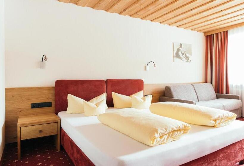 غرفة قياسية مزوَّدة بشُرفة, Weisseespitze