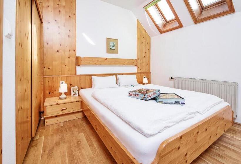 Апартаменты 2 Спальни с Балконом, Wellness Landhaus Parth