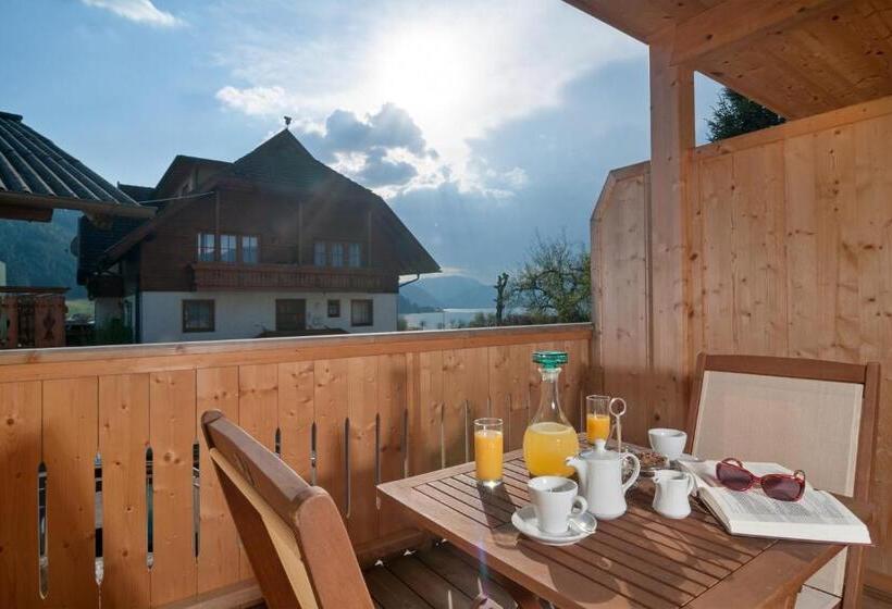 Полулюкс, Wellness Landhaus Parth