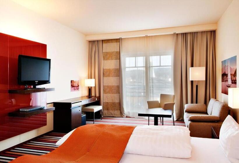 Полулюкс с Балконом, Casinohotel Velden