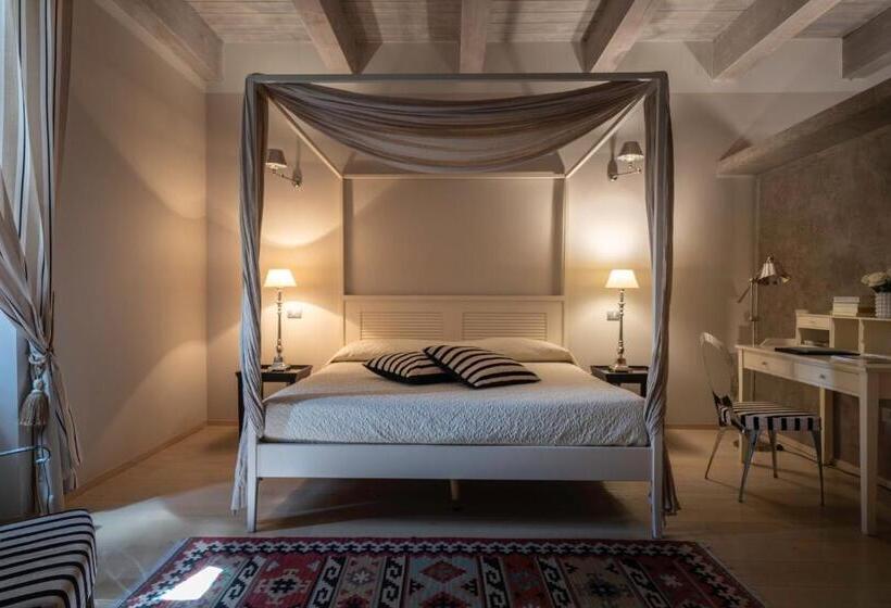 سوییت جونیور, Residenza La Ceramica