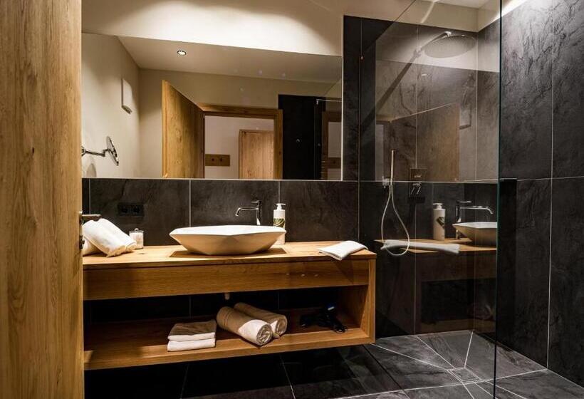 带阳台套房, Genusshotel Diamant