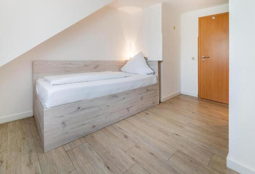 Quarto Estandar Individual, Bierenbacher Hof