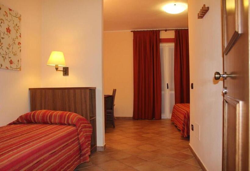 Трехместный Superior Вид на Море, Corte Dei Tusci Village Palace
