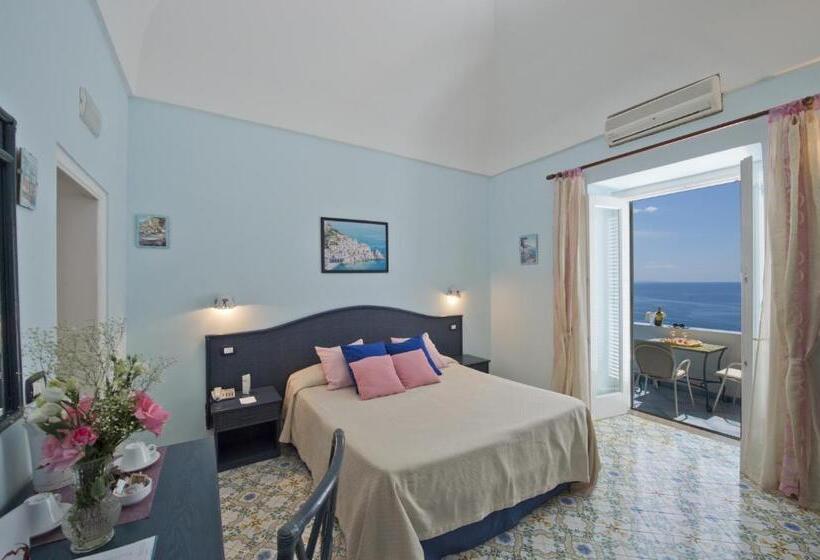 Номер Deluxe Вид на Море, Palazzo Talamo