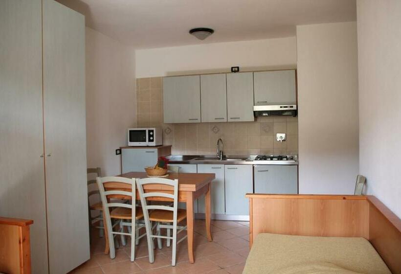 バルコニー付きスタンダードステューディオ, Residence Oleandro