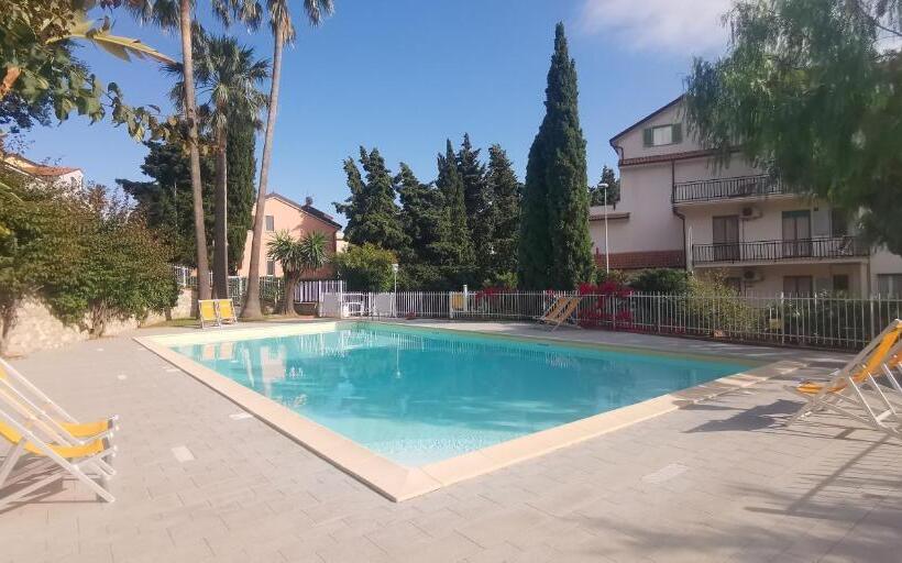 Студио Superior Вид на Море, Residence Oleandro