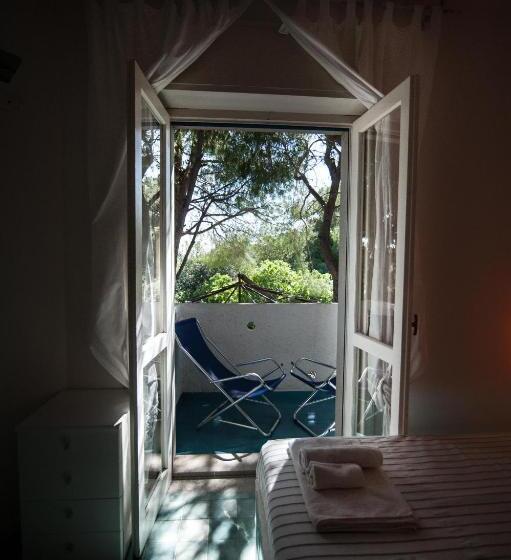 سوییت, Suite House L'isola Che Non C'è