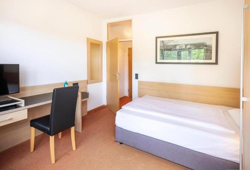 Номер Стандарт Индивидуальный с Видом, Achat Hotel Franziskushöhe Lohr