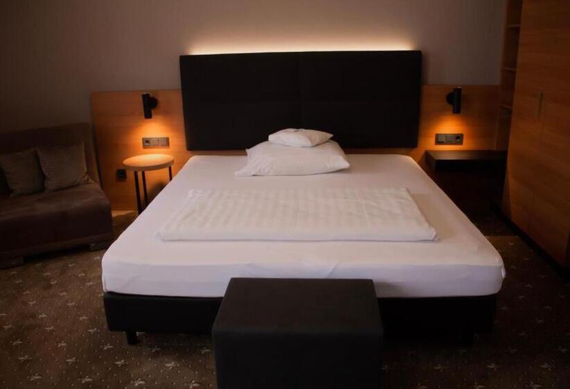 Номер Стандарт Индивидуальный, Ambienthotel Tassilo