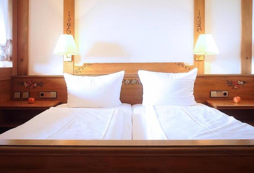 Трехместный Номер Комфорт, Bergseele Privat  & Retreathotel Schwarzwald