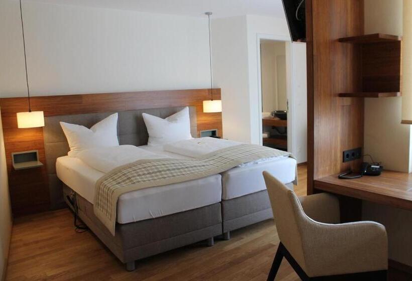 Номер Deluxe, Restaurant Hotel Zum Storchen