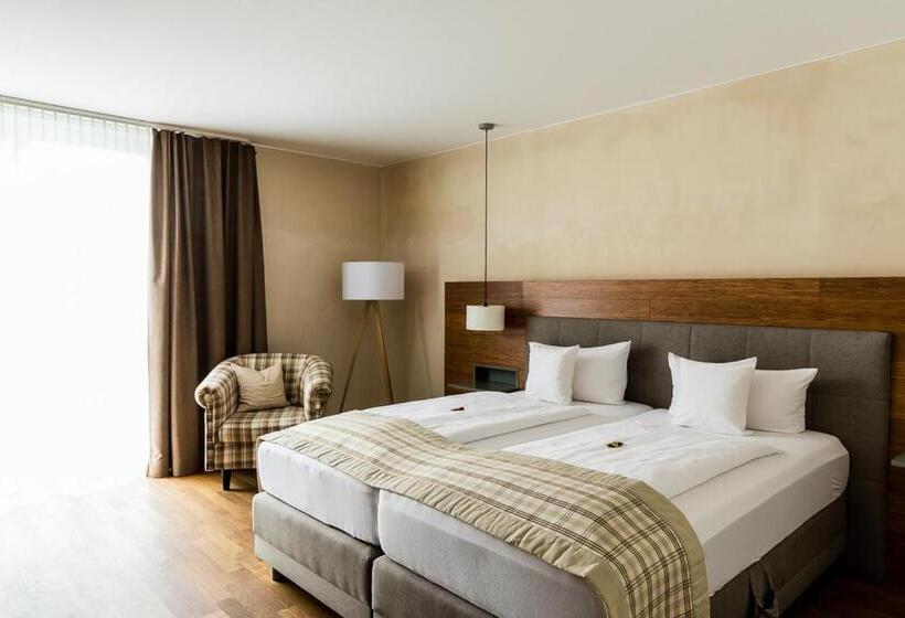 Номер Deluxe, Restaurant Hotel Zum Storchen