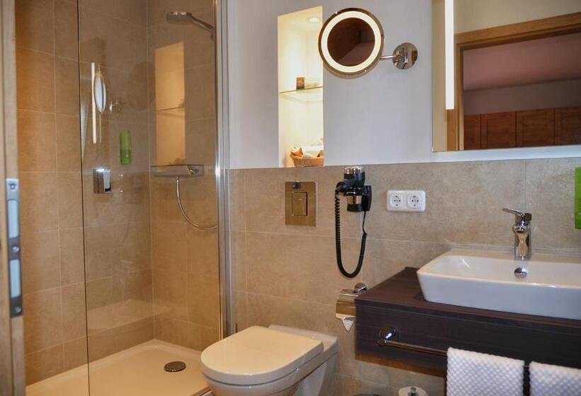 Quarto Estandar Individual, Alpenhof