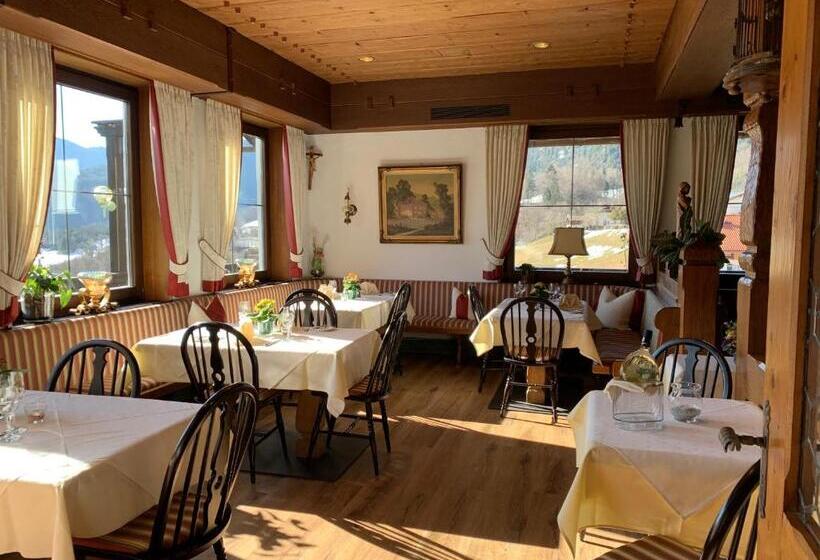 Deluxe Suite, Restaurant Neu Meran