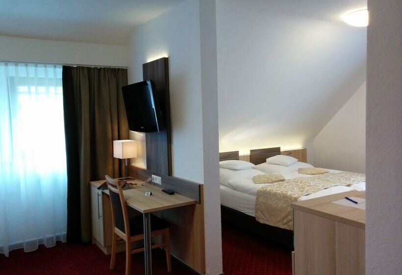 Люкс, Wellness Hotel Garni Krone