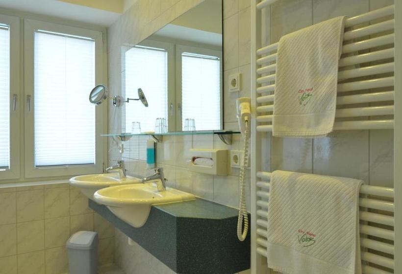 Номер Комфорт, City Hotel Valois