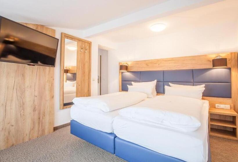 Номер Комфорт, City Hotel Valois