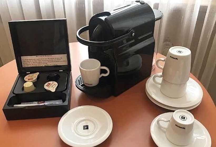 Номер Комфорт Индивидуальный, City Hotel Valois