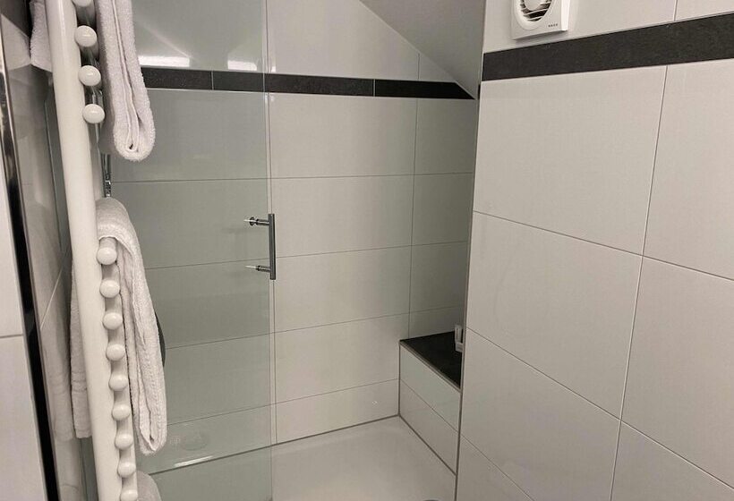 Family Suite, Rosengarten