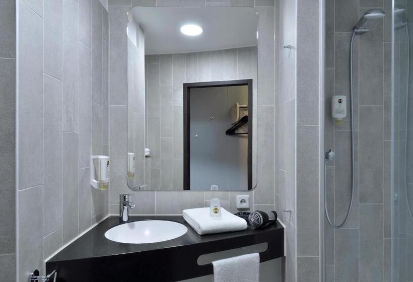 Номер Стандарт, B&b Hotel Köln West