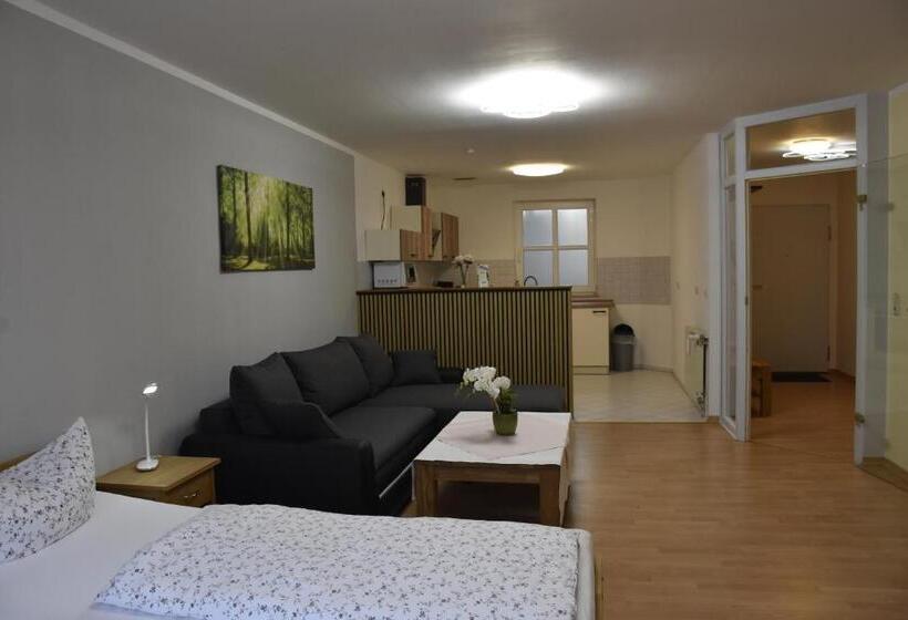 Апартаменты 2 Спальни, Garni Am Klostermarkt