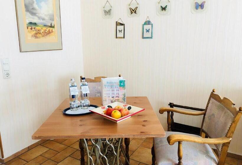 低层单卧公寓, Restaurant Thuringer Hof