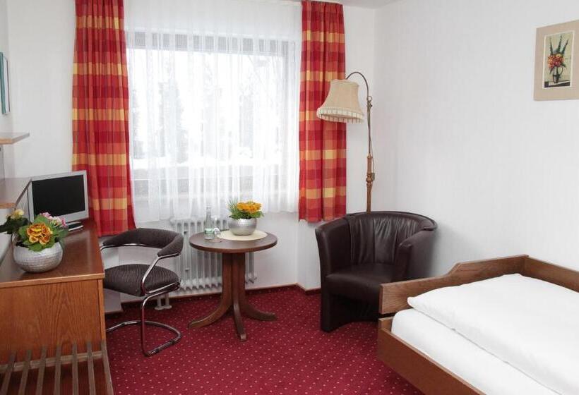 Quarto Estandar Individual, An Der Sonne