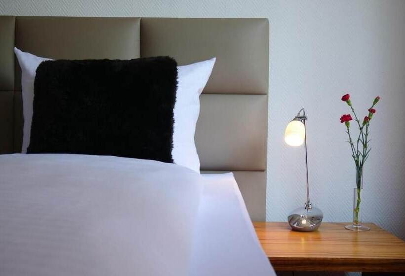Номер Стандарт, Parkhotel Bergheim