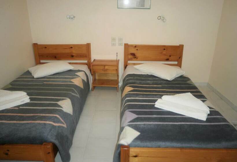 إستوديو قياسى, Polyxenis Rooms