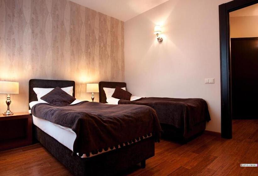 Семейные Апартаменты, Art Residence Apartments