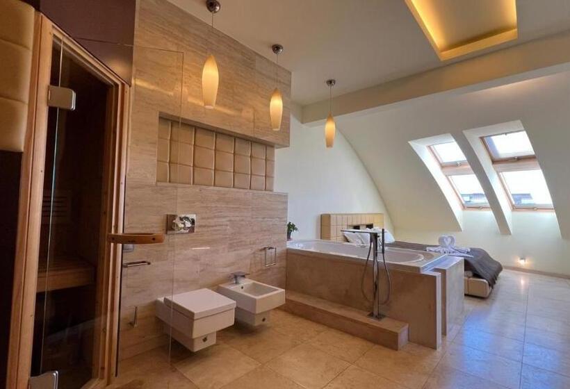 Апартаменты 2 Спальни, Avangard Resort