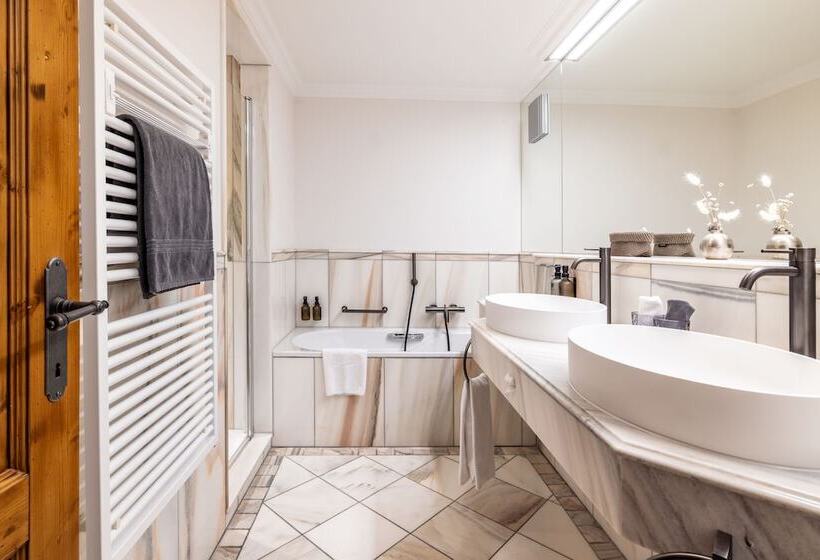 Полулюкс, Belarosa Suiten & Wellness