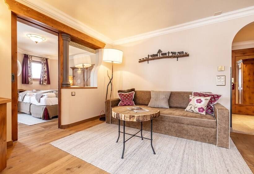 Полулюкс, Belarosa Suiten & Wellness