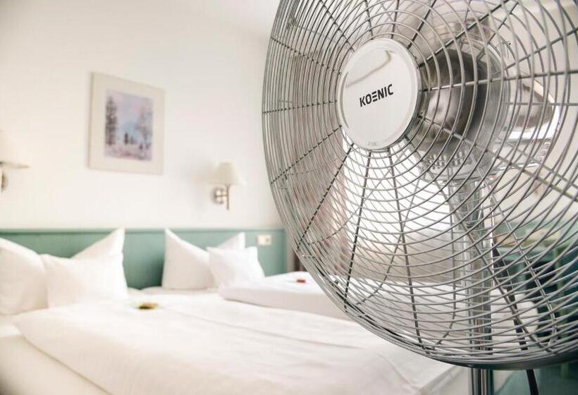 Quarto Estandar, Till Eulenspiegel   Nichtrauchhotel   Garni