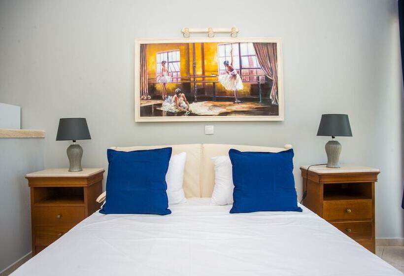 استودیوی استاندارد با چشم‌انداز دریا, Xenia Ionis Luxury Apartments