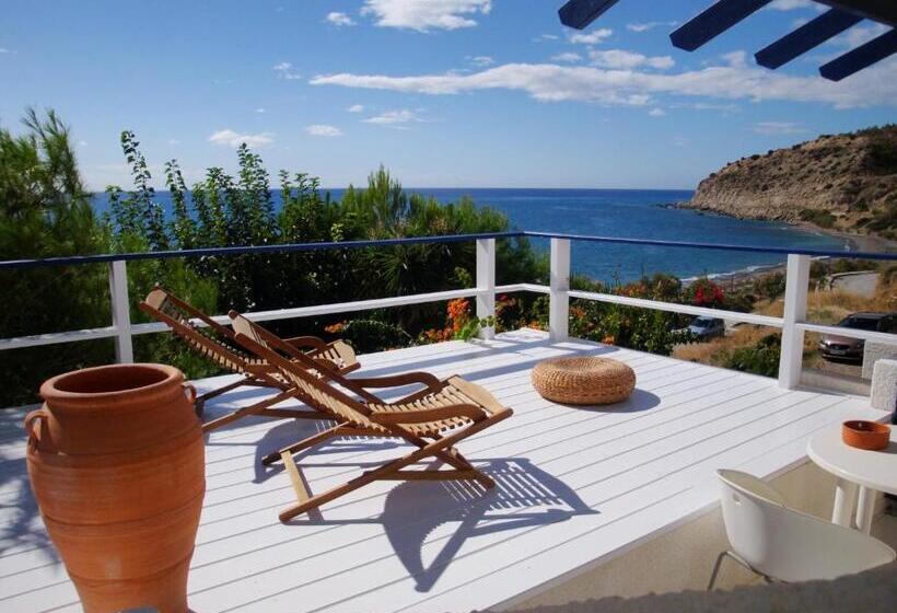 استودیوی استاندارد با چشم‌انداز دریا, Big Blue Apartments