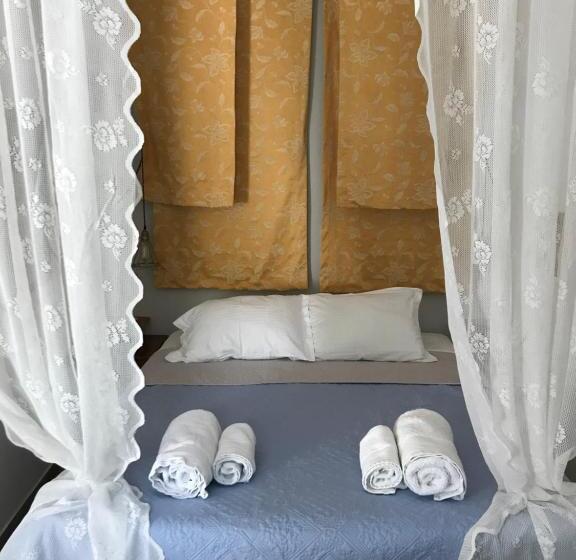 آپارتمان 1 خوابه با چشم‌انداز باغ, Big Blue Apartments