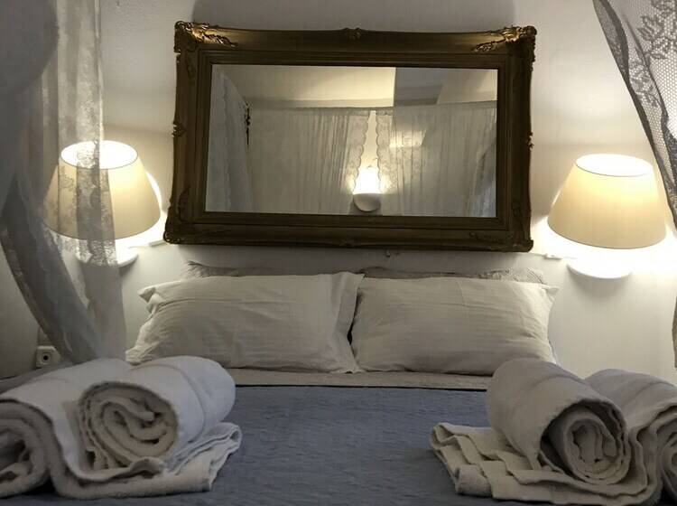 استودیو استاندارد با تخت کینگ, Big Blue Apartments