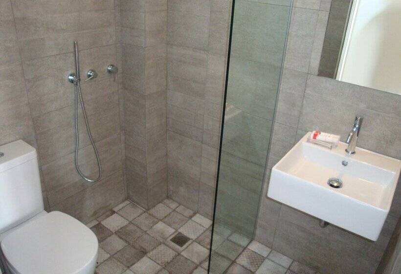 استودیو استاندارد با تخت کینگ, Big Blue Apartments