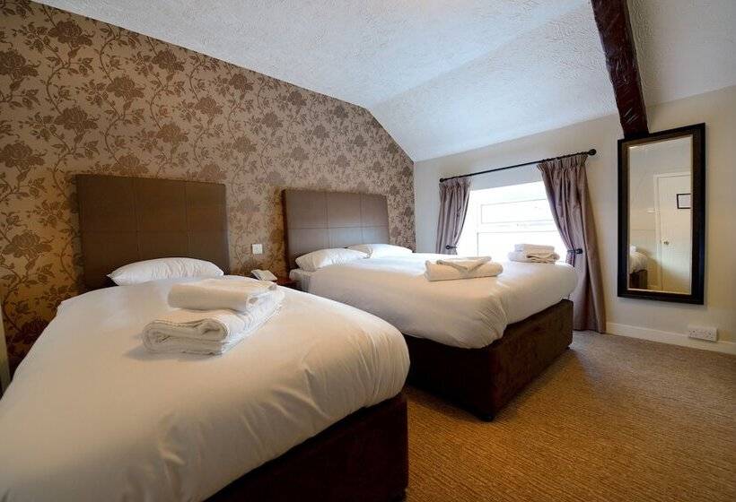 اتاق استاندارد, Savoy Country Inn