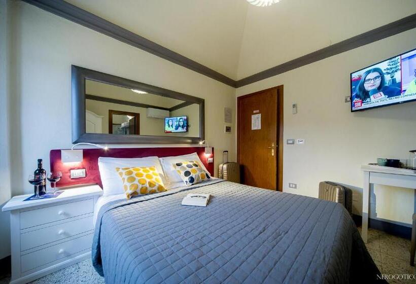 高级大房间, Chiostro Delle Monache Hostel Volterra