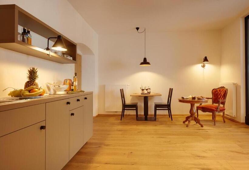 带1个卧室的豪华公寓, Historic Guesthouse Bircher B&b Apartments By Sterzing