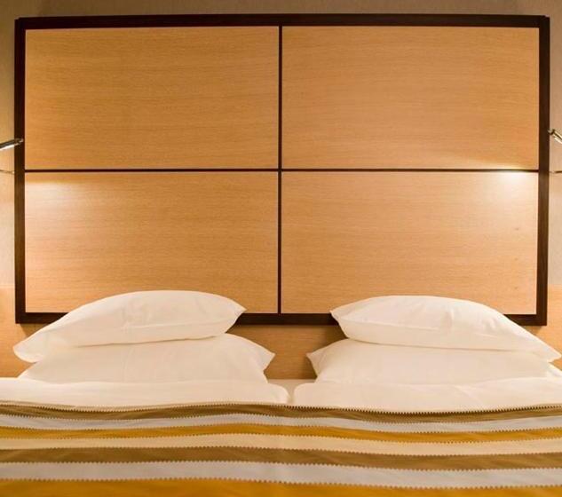 Классический Номер, Savoy